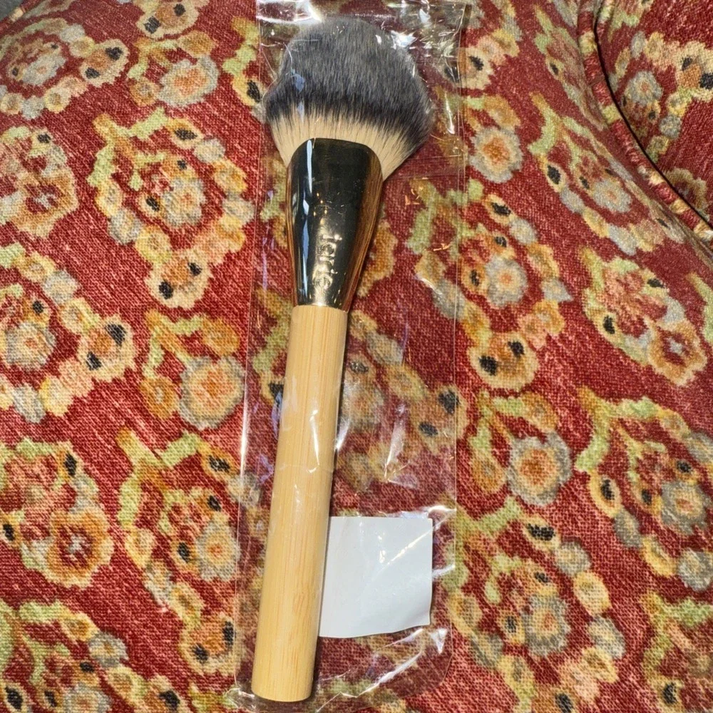 Tarte Full‎ Fan Powder Brush Tan Wooden Handle NEW 7
